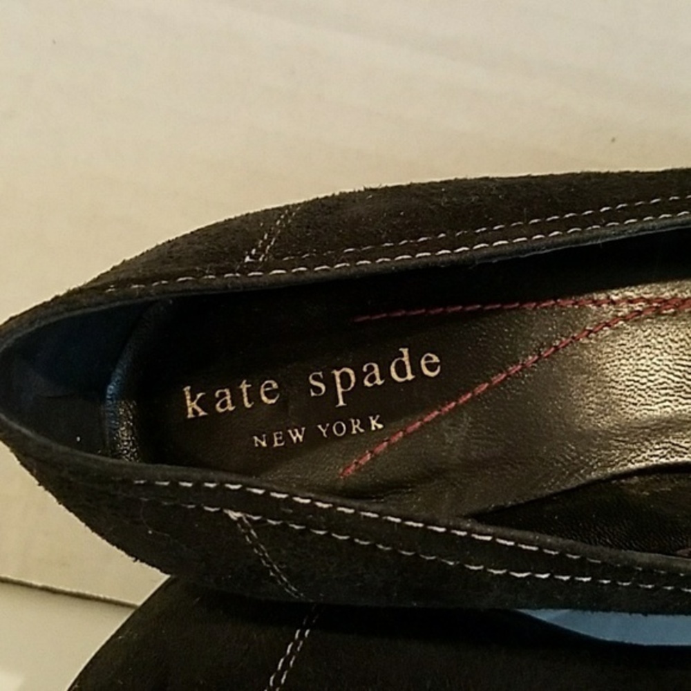KATE SPADE - NEW YORK BLACK SUEDE 1-1/2" HEELS - Picture 6 of 6